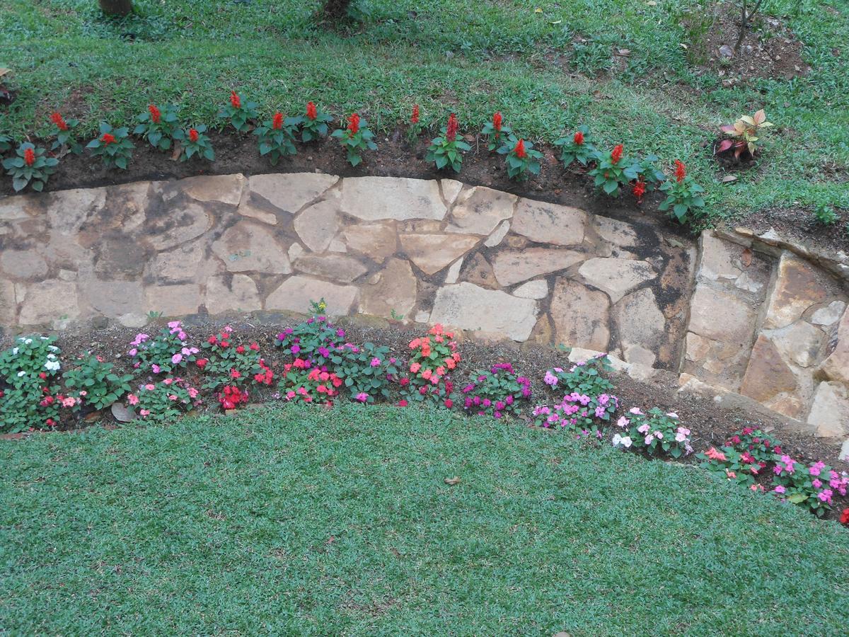 Lavender Hills Hotell Kandy Eksteriør bilde